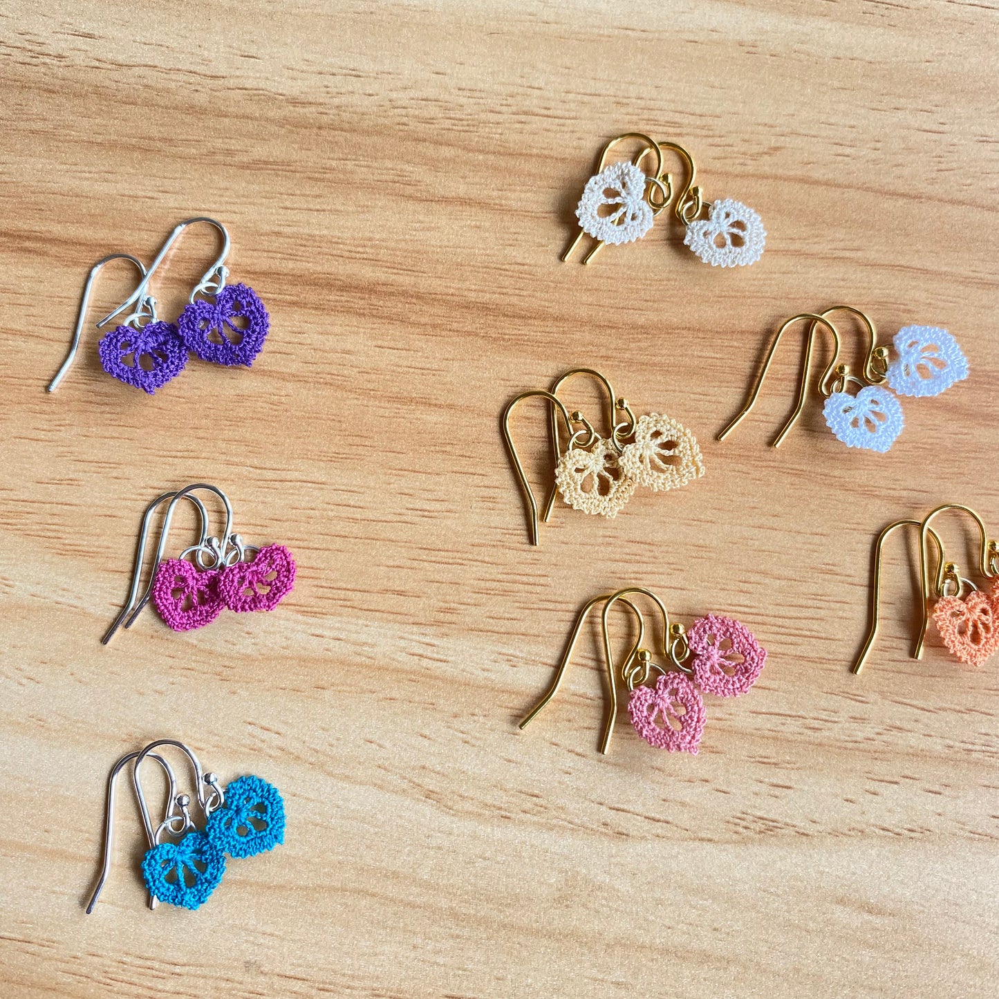 Micro-crochet heart earrings