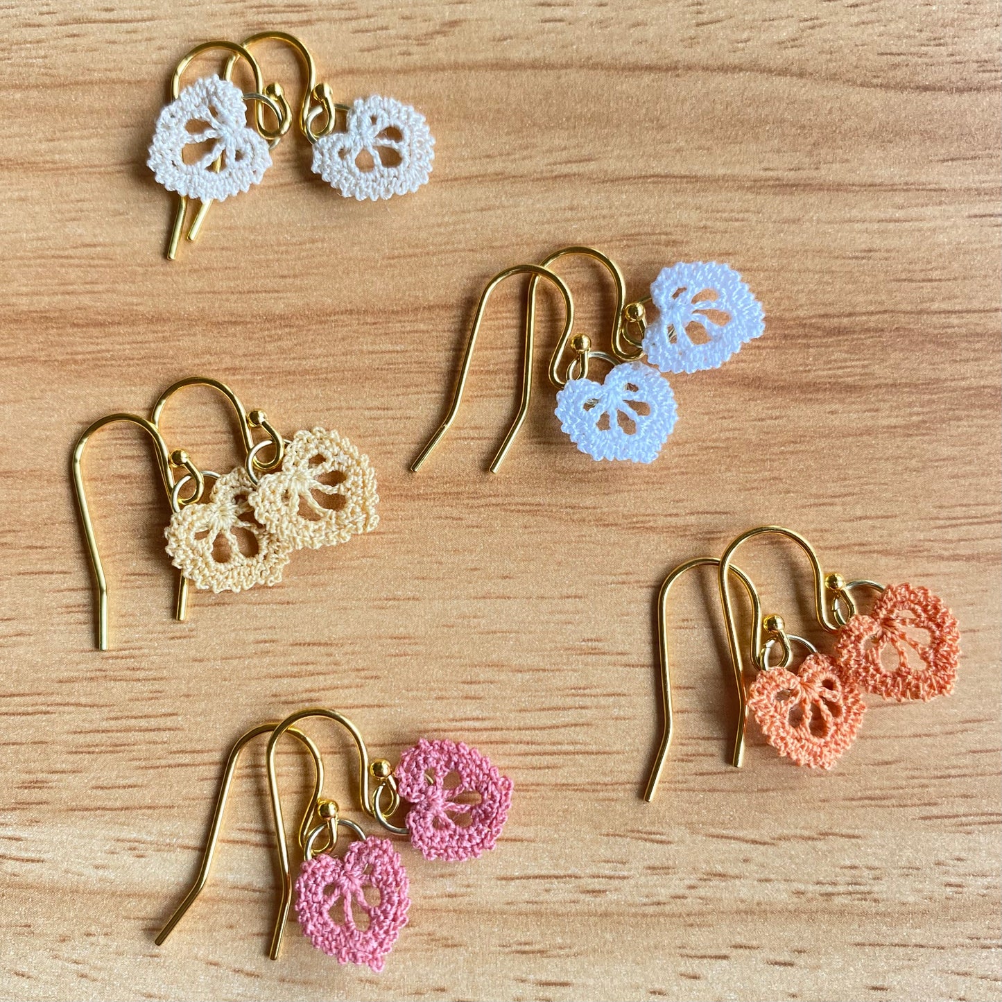 Micro-crochet heart earrings