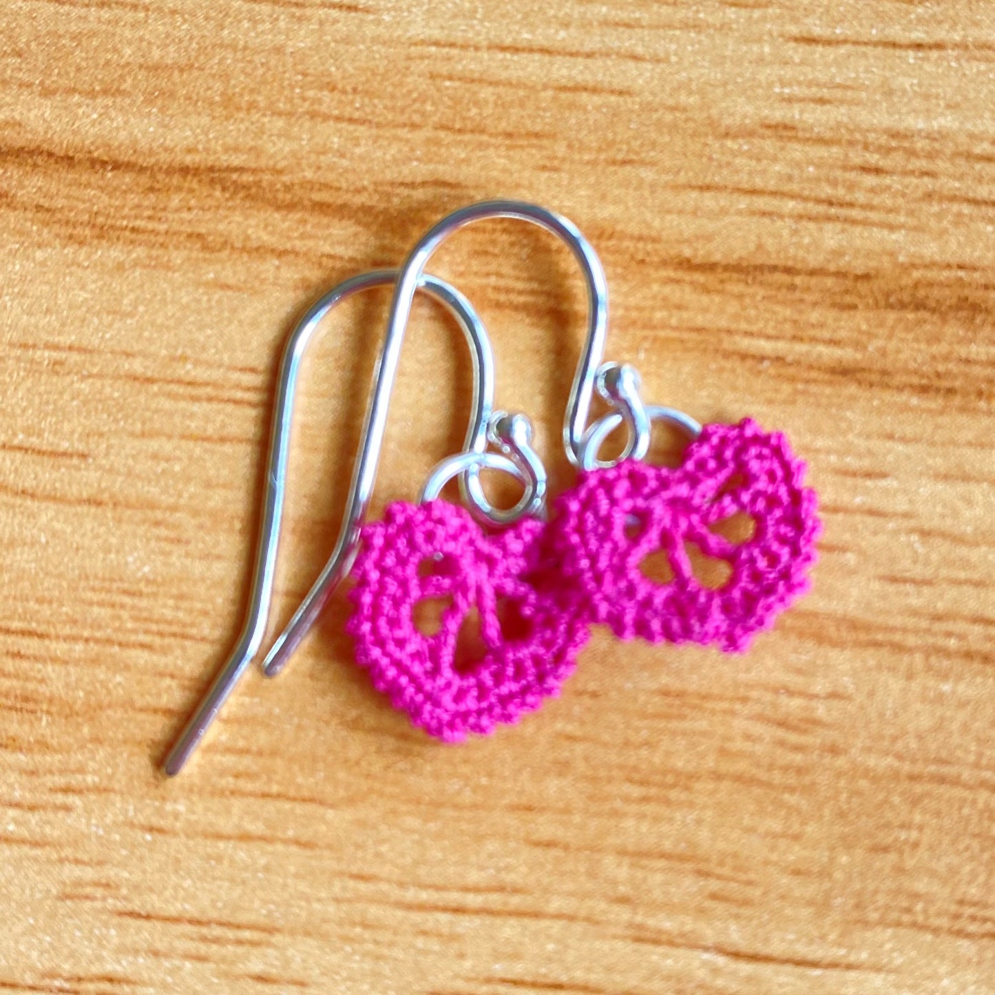 Micro-crochet heart earrings