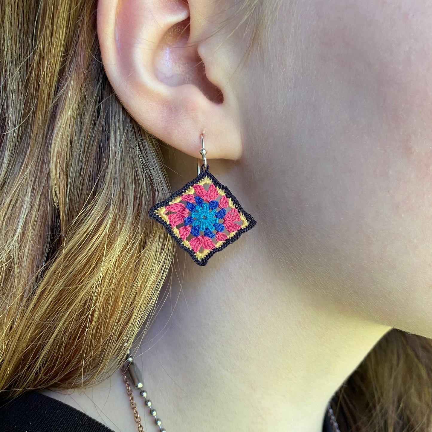 Granny square micro-crochet earrings