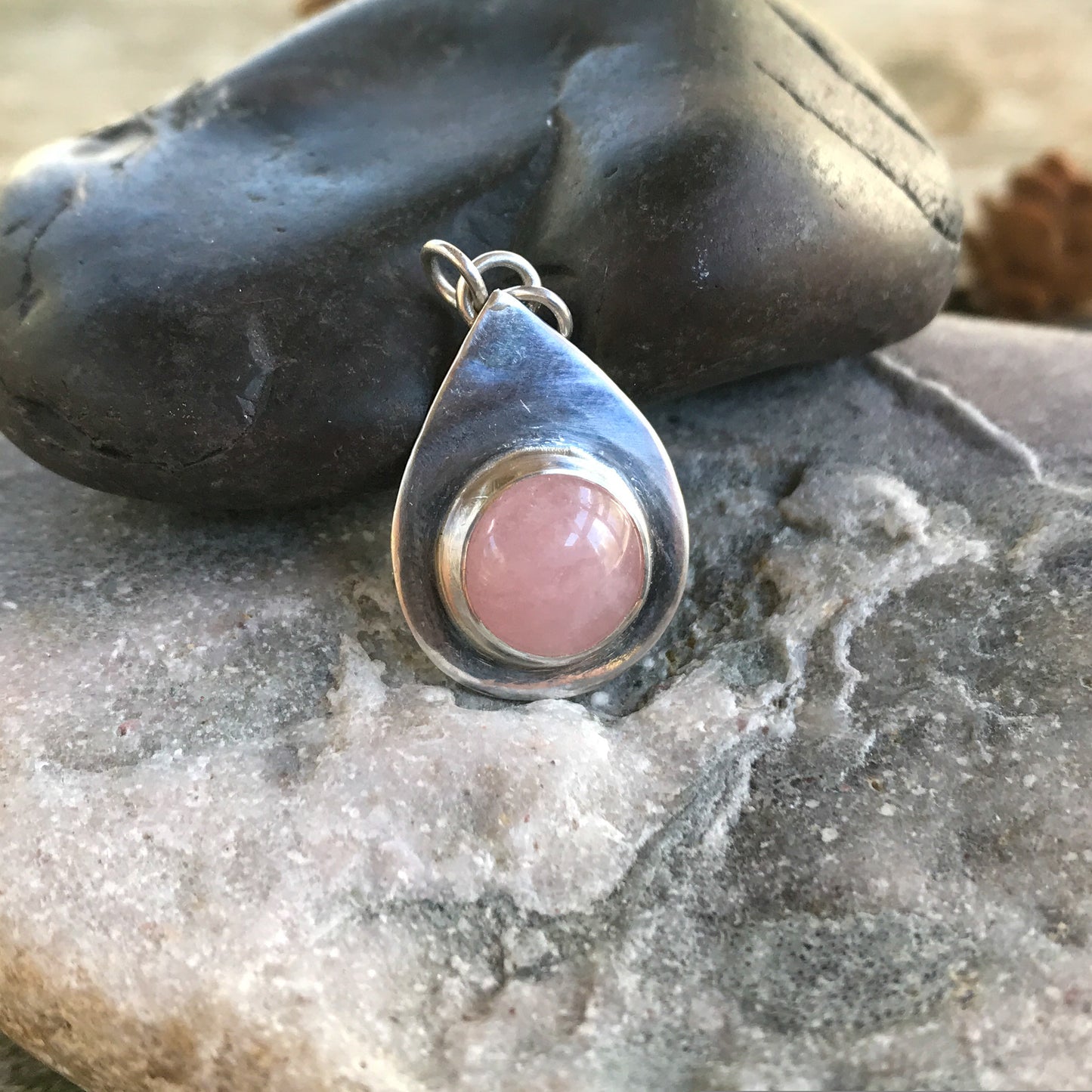 Rose Quartz Teardrop Pendant